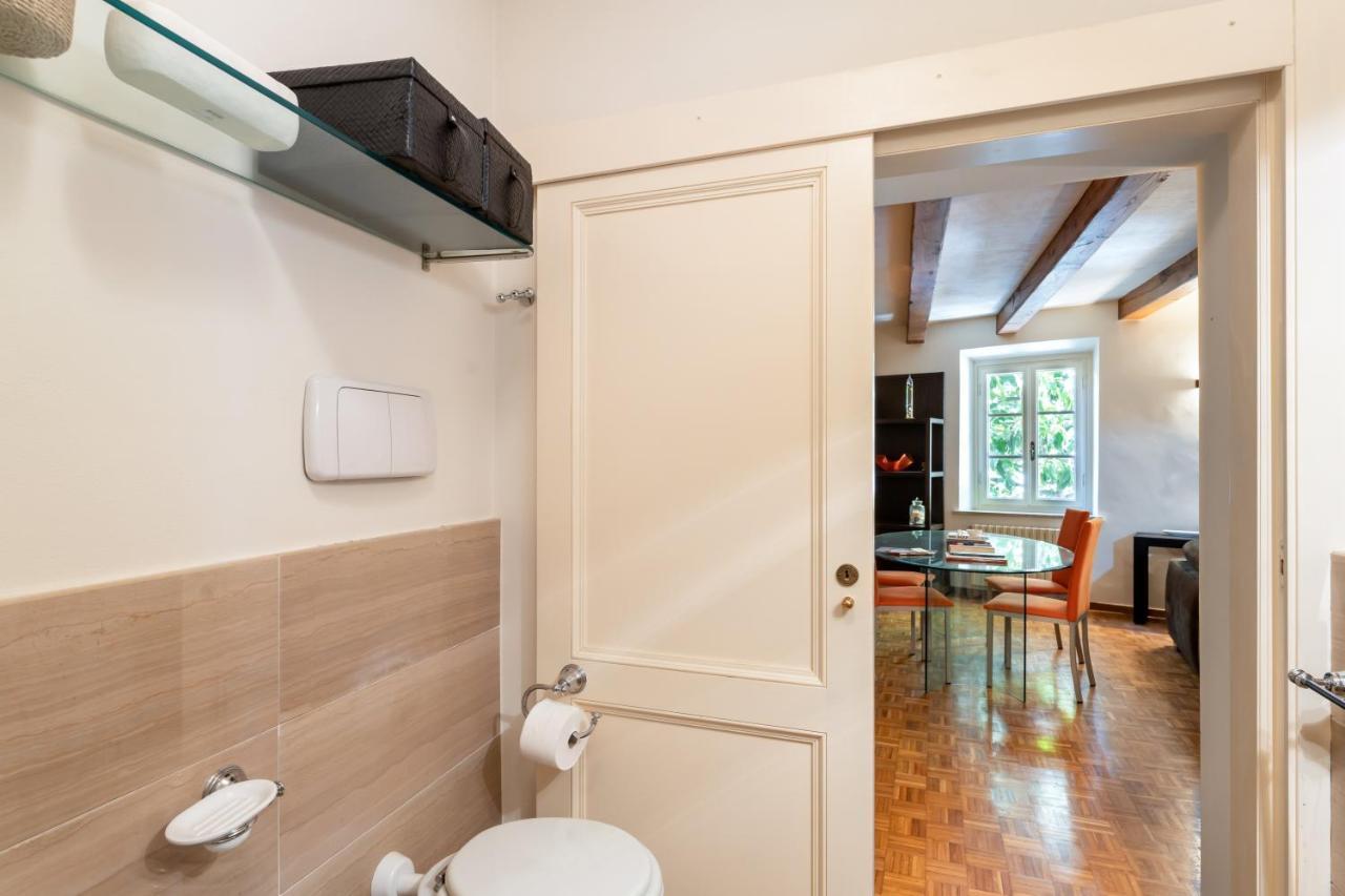 Piazza Napoleone Lovely Central Apartment ลุคคา ภายนอก รูปภาพ